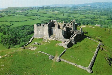 Carreg Cennen Castle - British Castles