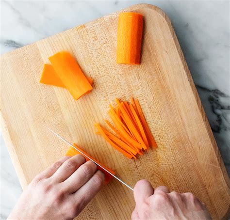 How to Julienne Carrots Recipe - Love and Lemons