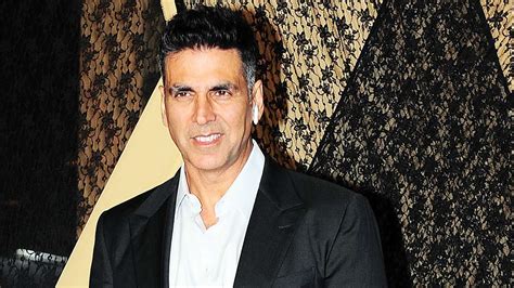 Akshay Kumar becomes only Indian to land in Forbes 100 with earnings of ...