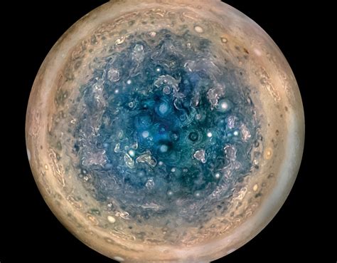 South pole of Jupiter - Pólo Sul de Júpiter | Space probe, Jupiter ...