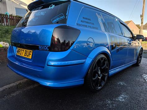 6 x Modified Vauxhall Astra Mk5 Vans