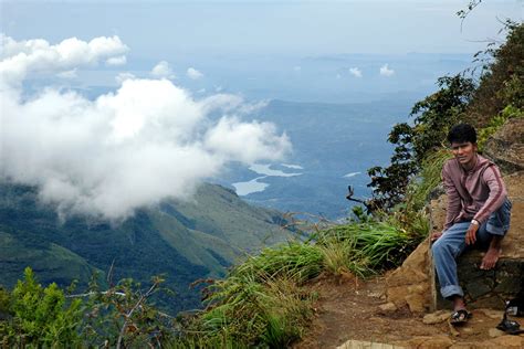 Horton Plains with World's End - LANKA EXCURSIONS HOLIDAYS