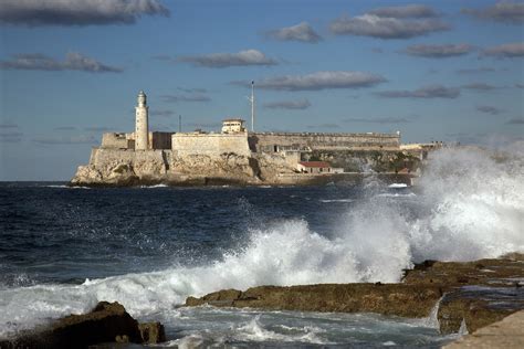 Morro Castle and Sea in Havana, Cuba image - Free stock photo - Public Domain photo - CC0 Images