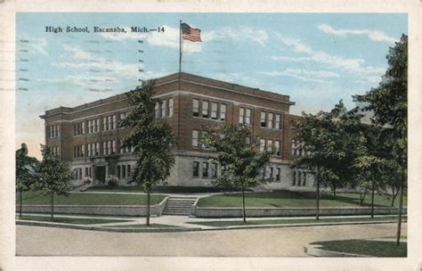 High School Escanaba, MI Postcard