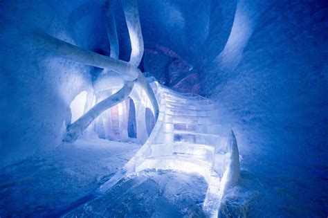 Radical Design For ICEHOTEL Bedroom With Sculptural Bed Accessed By Ice Stair - eVolo ...