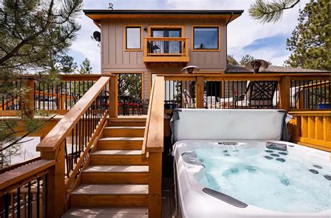 9 Estes Park Cabins with Hot Tubs for Soakin' in the Mountains