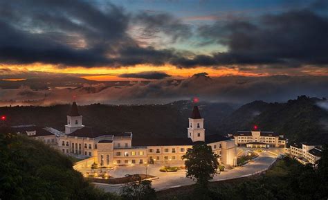 Twin Lakes Hotel Tagaytay: An Escape Worlds Away from Manila - Klook ...