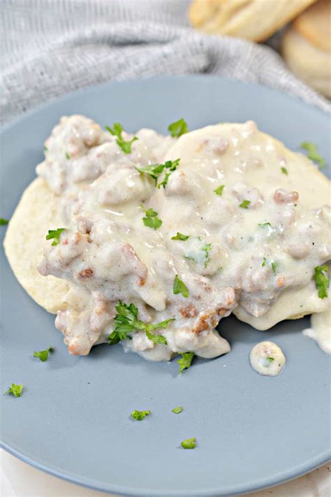 Pioneer Woman Sausage Gravy - Sweet Pea's Kitchen