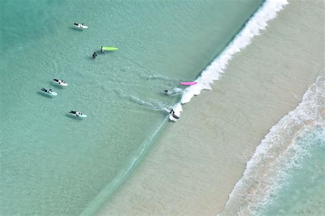 Surf tips for beginners and intermediate surfers in Perth