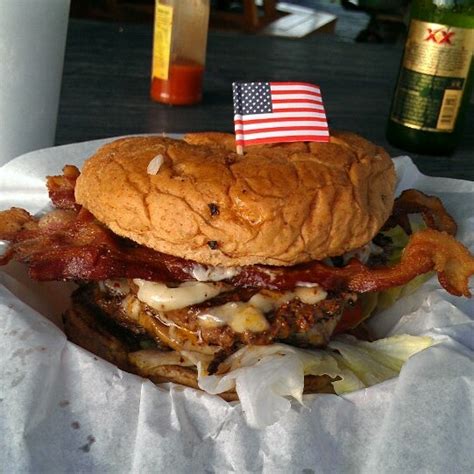 Bubba's Texas Burger Shack - 5230 Westpark Dr