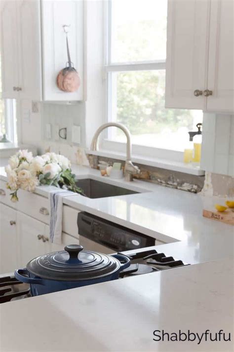 Quartz Countertop Installation In The Kitchen - shabbyfufu.com