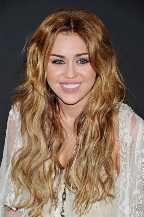 Miley Cyrus Makeup Beauty Looks