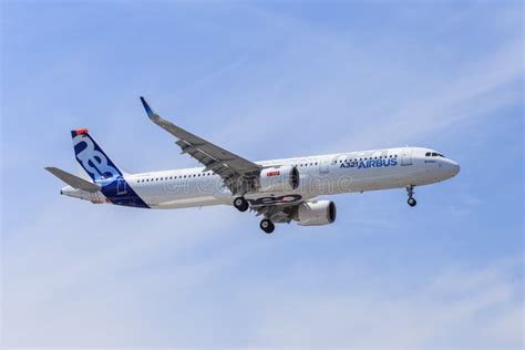 Airbus A321 NEO editorial stock photo. Image of engine - 95358398