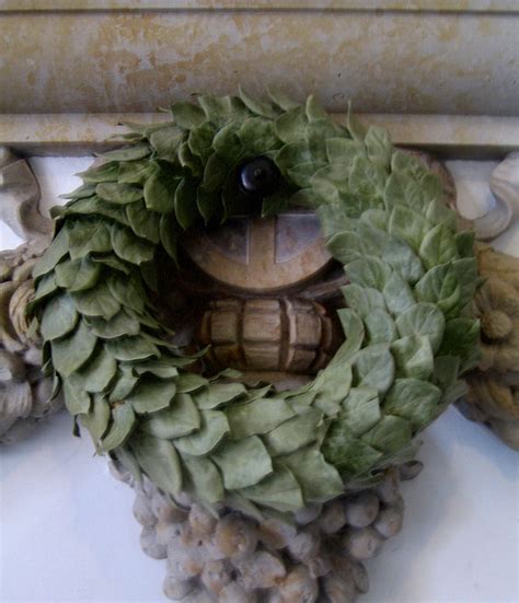 Laurel wreath - Wikipedia