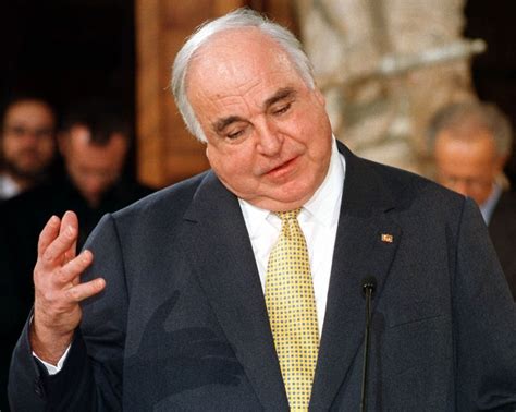 German ex-Chancellor Helmut Kohl in 'intensive care" | IBTimes UK