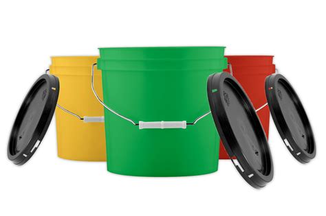 2 Gallon Plastic Buckets pails with Lids Food Grade BPA Free ( 3 Pack ...