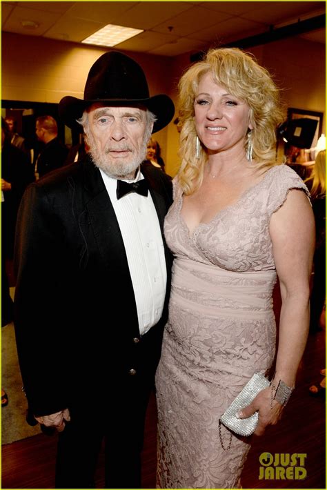 Merle Haggard: ACM Awards 2014 with Wife Theresa Ann Lane!: Photo 3085985 | Photos | Just Jared ...