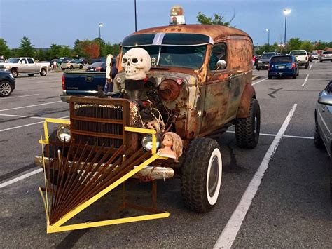 This Mad Max style car parked at my local Wal Mart : r/mildlyinteresting