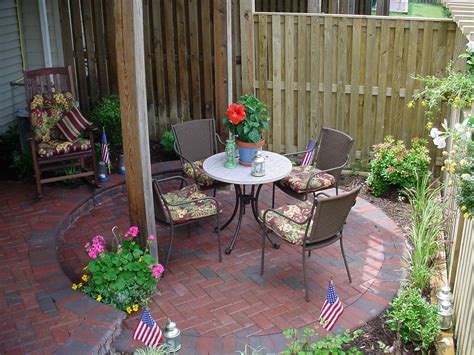 5 of the Best Townhouse Landscaping Ideas (and Pictures) for Alexandria and Arlington, VA