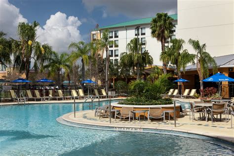 SpringHill Suites Orlando at SeaWorldÂ® Outdoor Pool #GuestRoom, #traveling, #holiday ...