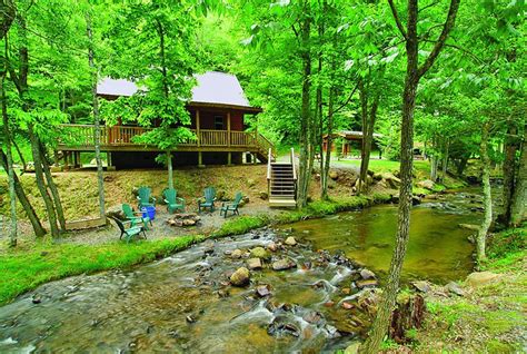 Lands Creek Log Cabins - Fontana Guides