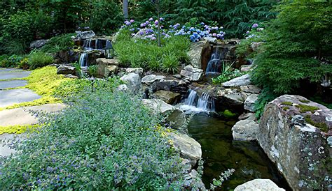 Fountains, Waterfalls & Ponds | Surrounds Landscape Architecture