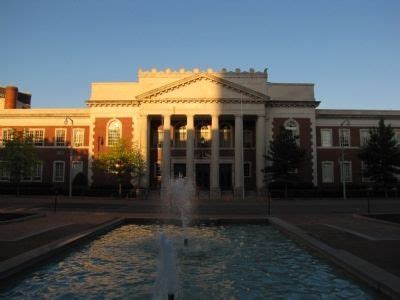 Montgomery City Hall / Funeral for Hank Williams Historical Marker