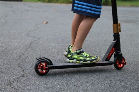 Mongoose Scooters for Kids (& Giveaway) - The Chirping Moms