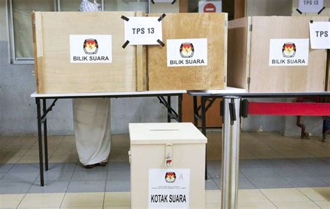 KPU Pastikan Kotak Suara Pemilu 2024 Masih Pakai Kardus : Okezone Nasional