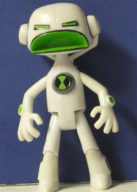 Ben 10 Alien Echo Echo Action Figure - 3 1/4" 2008 - White