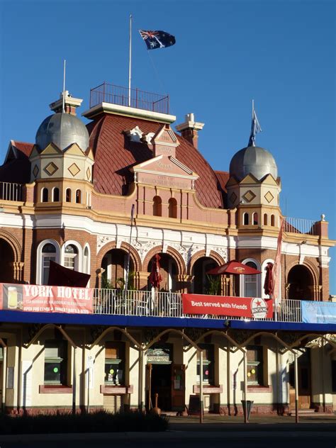 Travel all over the Countryside with the Bakers: Kalgoorlie 25/3 to 28/3