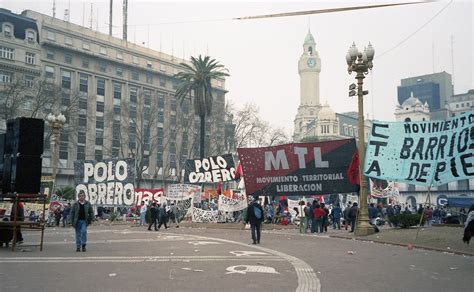 Graffiti art, Protest and Memory in the Plaza de Mayo, Buenos Aires city – The Metropole