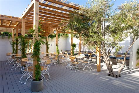 Venice’s Reborn Waterfront Cafe Shines Along the Boardwalk - Eater LA