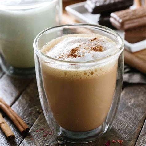 Blissful Five Minute Tea Latte Recipe - Jessica Gavin