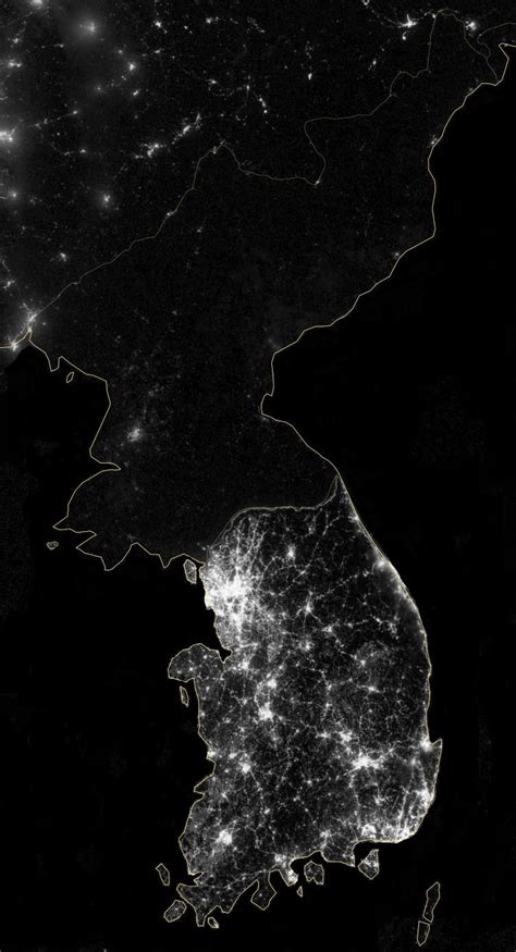 Satellite picture contrasting North and South Korea at night | Korea del norte, Corea del norte ...