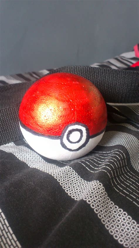 Cosplay Ideas For Guys!: Cosplay Accessory #1 - Pokéball