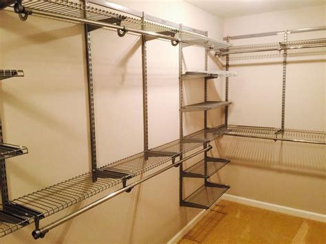 Amazon.com: Customer reviews: Rubbermaid Configurations Custom Closet ...