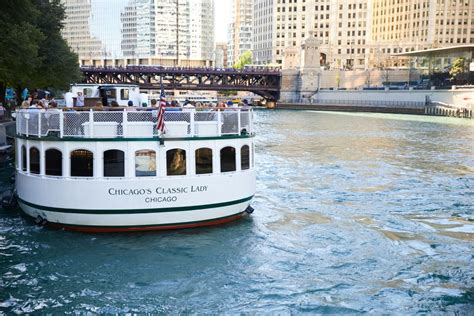 River Cruise Showcases Chicago’s Gems | Luxe Beat Magazine