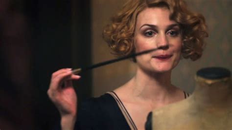 Alison Sudol as Queenie Goldstein - Fantastic Beasts and Where to Find ...