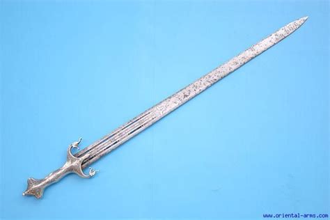 17 Best images about Indo-Persian swords on Pinterest | Persian, Armour ...