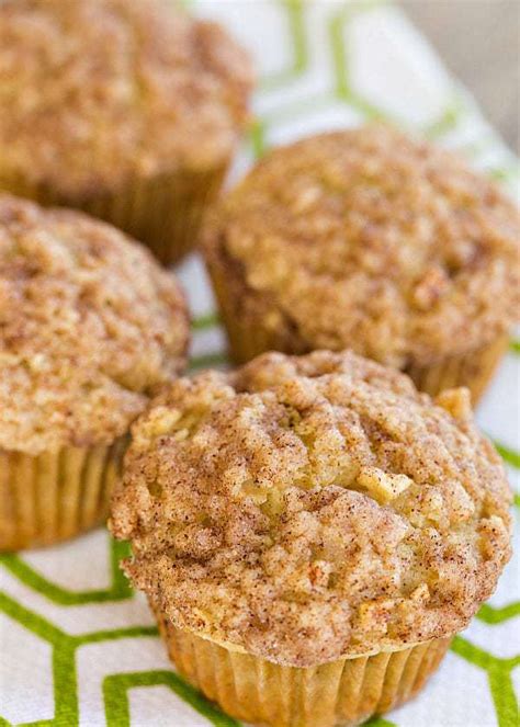 Spiced Apple Muffins with Cinnamon-Sugar Crunch Topping | Brown Eyed Baker