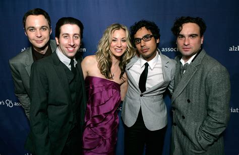 'The Big Bang Theory' Cast Takes Pay Cuts to Give Mayim Bialik and ...