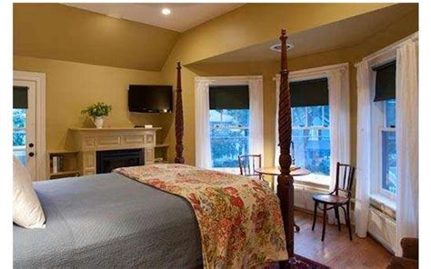 The Springwater Bed & Breakfast | Saratoga Springs, NY 12866