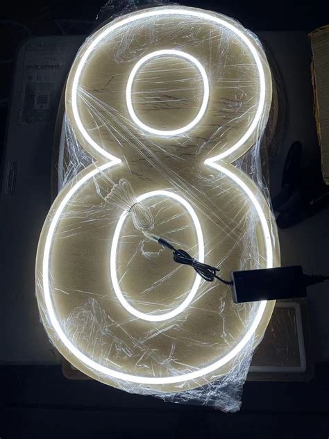 Neon Sign Big Number from “0” to “9” (5mm clear acrylic) – LET‘S PARTY