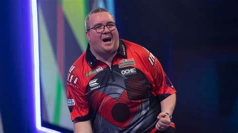 World Darts results: Former world champion Stephen Bunting wins epic Jose Justicia clash