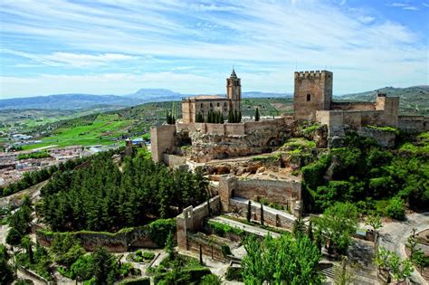 10 Castillos de Jaén, un paseo por la historia - Asociación de Empresas ...