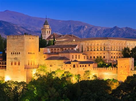 Alhambra Nasrid Palaces Evening Premium Small Group Guided Tour tours ...