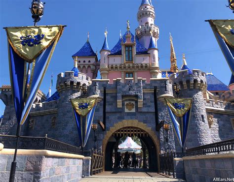 Disneyland's Snow White's Scary Adventures to Undergo Refurbishment in ...