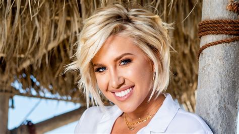 Savannah Chrisley Debuts Hair-Raising Transformation, But Where's Her Engagement Ring?!