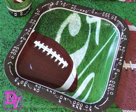 How To Decorate For Football Parties: Tips for Fast setup